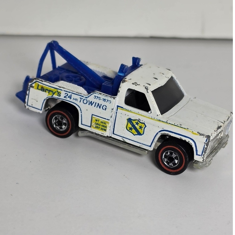 Hot Wheels Redline Larry's 24 Hr Towing Ramblin Wrecker White 1974 Hong Kong